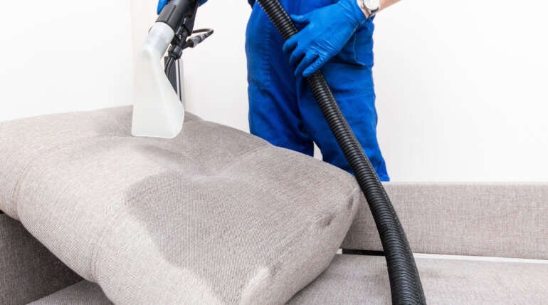Dry cleaning vs steam cleaning – which is best?